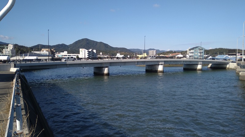 本渡令和橋